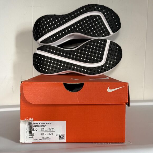 Nike Interact Run Shoes Womens Size 9.5 Black Road Running DX2292-003 Sneakers - Picture 10 of 12
